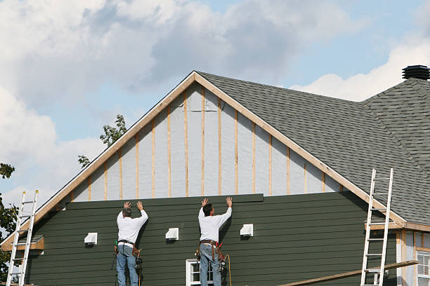 Professional Siding Contractor technician working in Lakeview, NY
